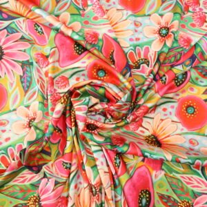 أخضر الفاتح مع الوردي الزاهي